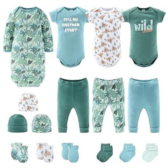 Peanutshell Other - Peanutshell Newborn  Unisex Wild Jungle 16 Piece Layette Set